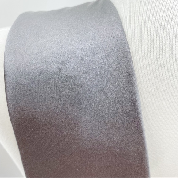 REGIS 100% Silk Tie - Picture 3 of 3